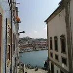 Douro View House Ribeira 게스트하우스 3*